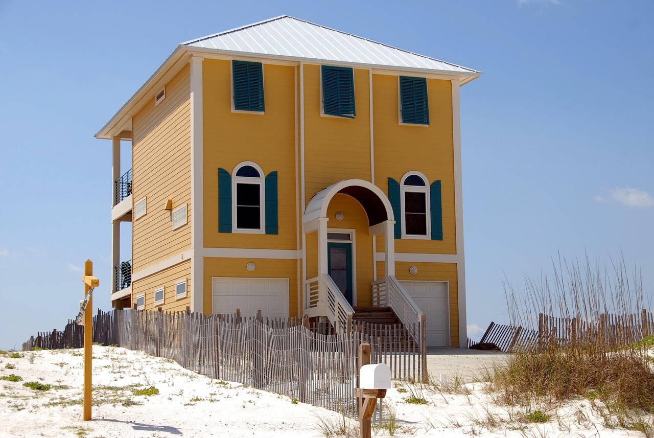 Designing a Coastal Home Exterior That Stands Up to the Elements